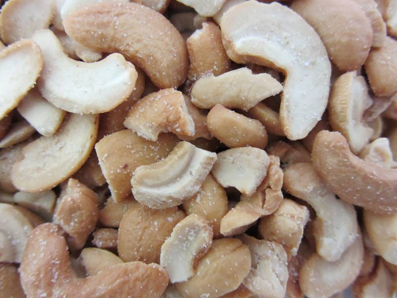 Cashews, Roasted / NO Salt 12 oz. | Bates Nut Farm